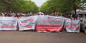 Pro-Akpabio Protesters Storm UN Office, Challenge Natasha
