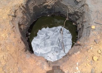 Nigerian Navy Dismantles Illegal Refinery in Delta