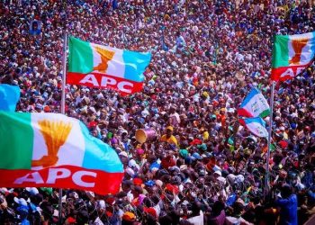 Enugu Politics Shifts: 150 Join APC from PDP, LP