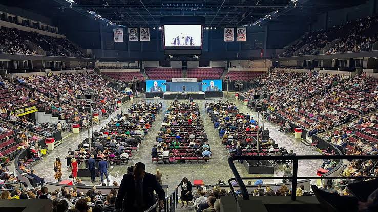 Jehovah’s Witnesses Host Free Event in Lagos