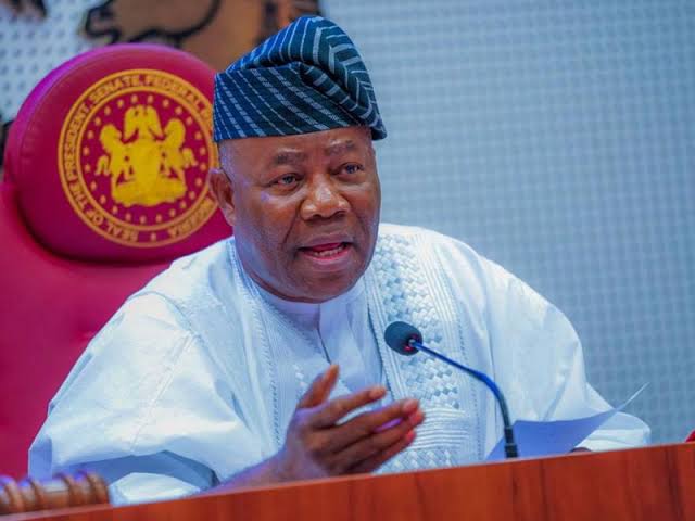 Akpabio Warns Governors on Successor Choices