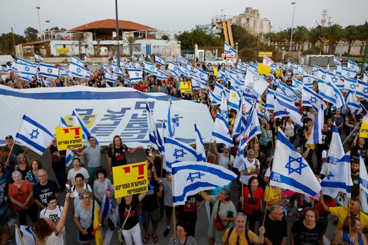 Thousands Rally in Israel Urging Swift Deal with Hamas for Hostage Release