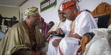 Aare Adetola Emmanuelking Pays Tribute to the Late Awujale of Ijebuland