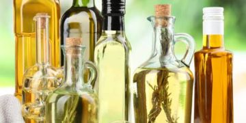 Nutrition Experts Warn Against Unhealthy Cooking Oils