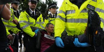 London Police Arrest 200 in Palestine Action Ban Protest
