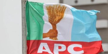 Mass Defection Rocks Kano APC as Governor Yusuf Welcomes New Members to NNPP