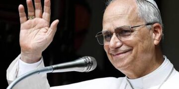 Pope Leo XIV Prays for Charlie Kirk and Family, Calls for End to Political Violence