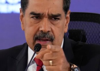 Maduro Warns of Armed Resistance if US Launches Military Action Against Venezuela