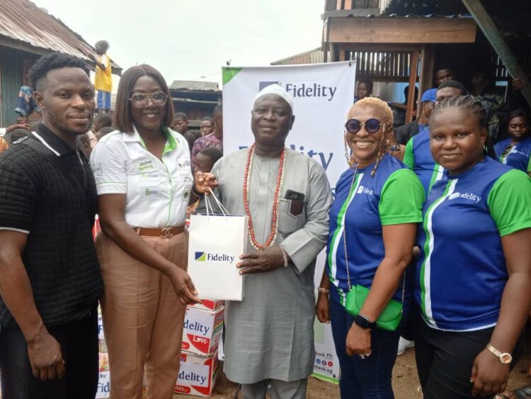 Fidelity Bank Supports Makoko Community with Boats and Relief Supplies