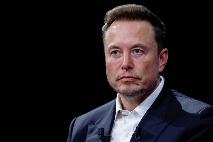 Elon Musk Becomes World’s First $700bn Billionaire