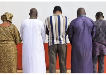 EFCC Arrests ‘Herbalists’ With $3.4m, €280,000 Counterfeit Notes