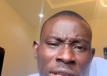 “He Refuses to Share Glory”: GehGeh Criticises Wizkid, Hails Davido Over Carter Efe’s Rise