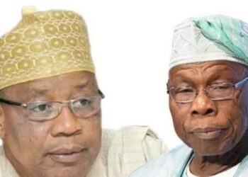 Obasanjo holds private talks with Babangida in Minna