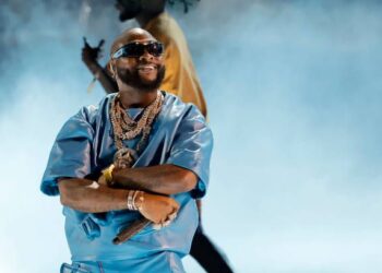 Davido rejects paternity allegations after anu Adeleke’s mother shares purported dm screenshots
