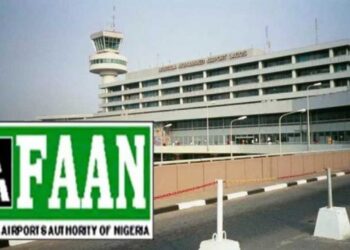 Nigerians Protest as FAAN’s Cashless Rollout Triggers Gridlock, Flight Delays
