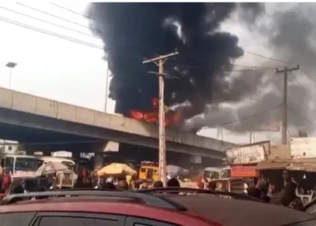 Lagos Mile-12 Bridge BRT Bus Catches Fire, Passengers Escape Unharmed