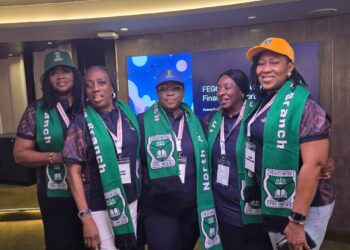 Ambassador Julie Utang Honoured by FGSS Warri Alumni in North America