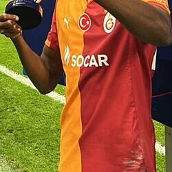 Osimhen Hails Davido, Wizkid, Burna Boy as Legends