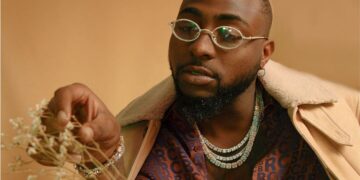 Davido Apologises to Fans After Missing Lagos Show Over Aviation Fuel Shortage