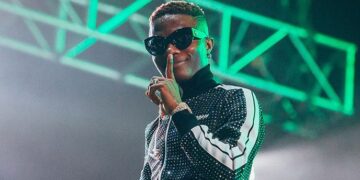 Wizkid Breaks Record as First African to Reach 11 Billion Spotify Streams